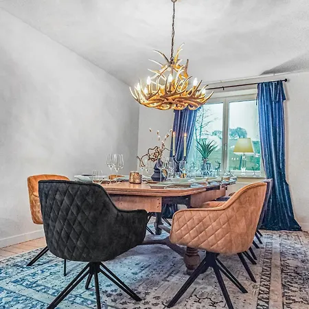 Holiday home 3 Bedroom Beautiful In Wartenberg *