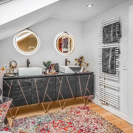 3 Bedroom Beautiful In Wartenberg